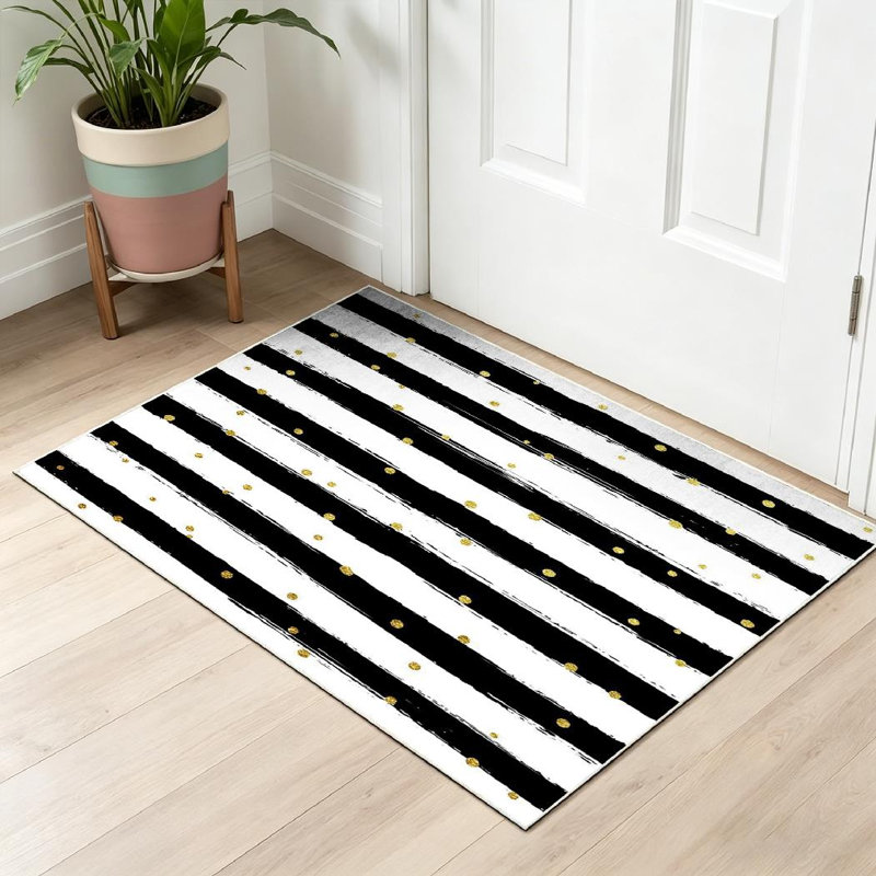 Tapis noir lavé à la machine