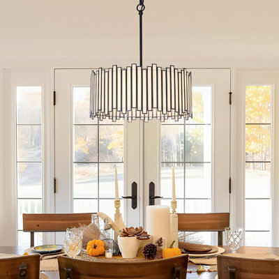Lustre noir en forme de tambour, luminaires suspendus modernes à 4 lumières avec abat-jour en verre blanc irrégulier, lustres de 15,5 po suspendus pour le vestibule de la cuisine de la salle à manger