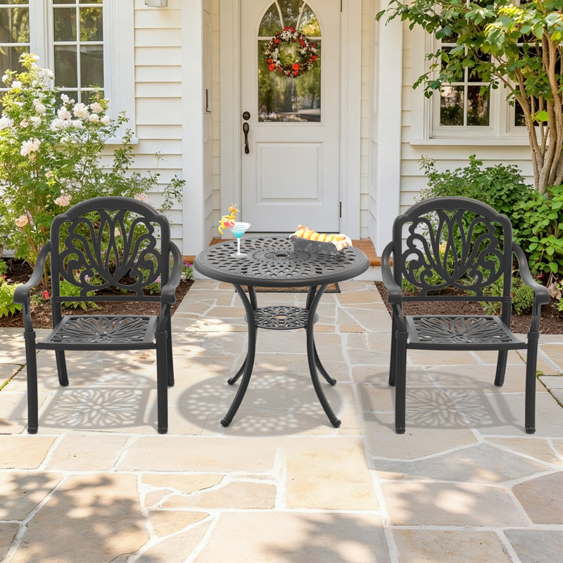 Ensemble de salle à manger de patio en aluminium moulé avec chaises empilables et trou pour parasol