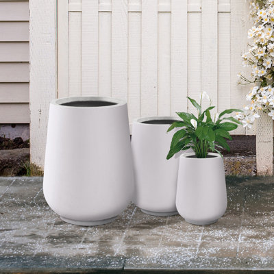 Romila 3-Piece Pot Planter Set