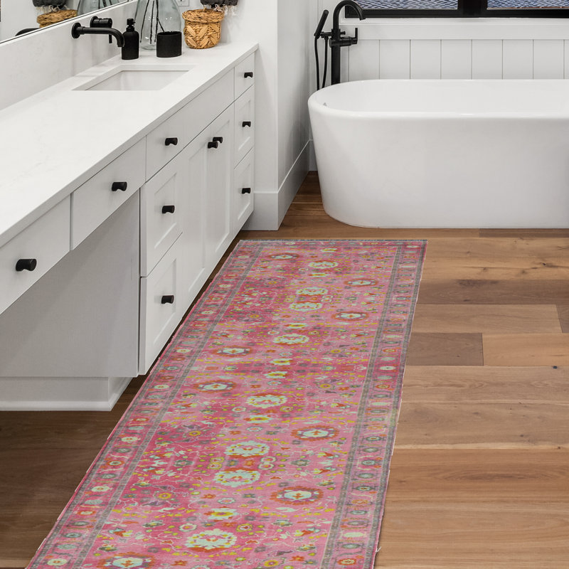 Tapis rose et bleu Connie-May, Tapis de couloir 2 pi 2 po x 10 pi