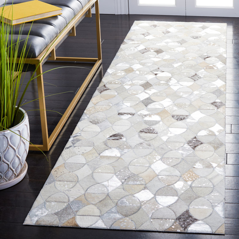 Abbie-Lei Flat Weave Hair On Leather Geometric Rug, Runner 2'3" x 9'