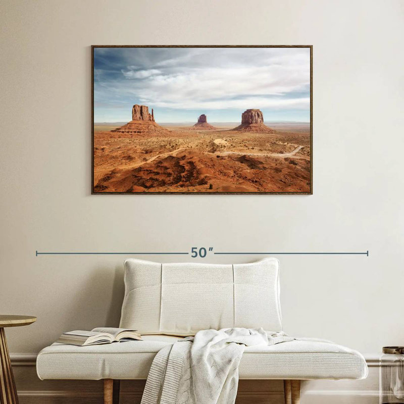 Arizona Monument Valley, Cadre flottant en noyer, 40 po x 27 po
