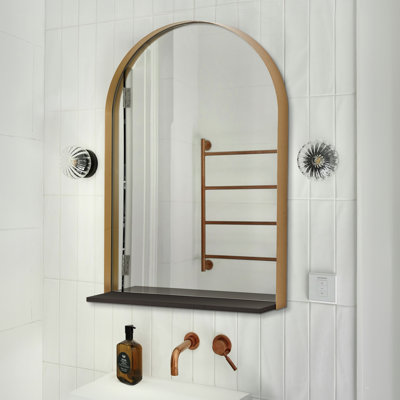 Miroir de salle de bain avec tablettes