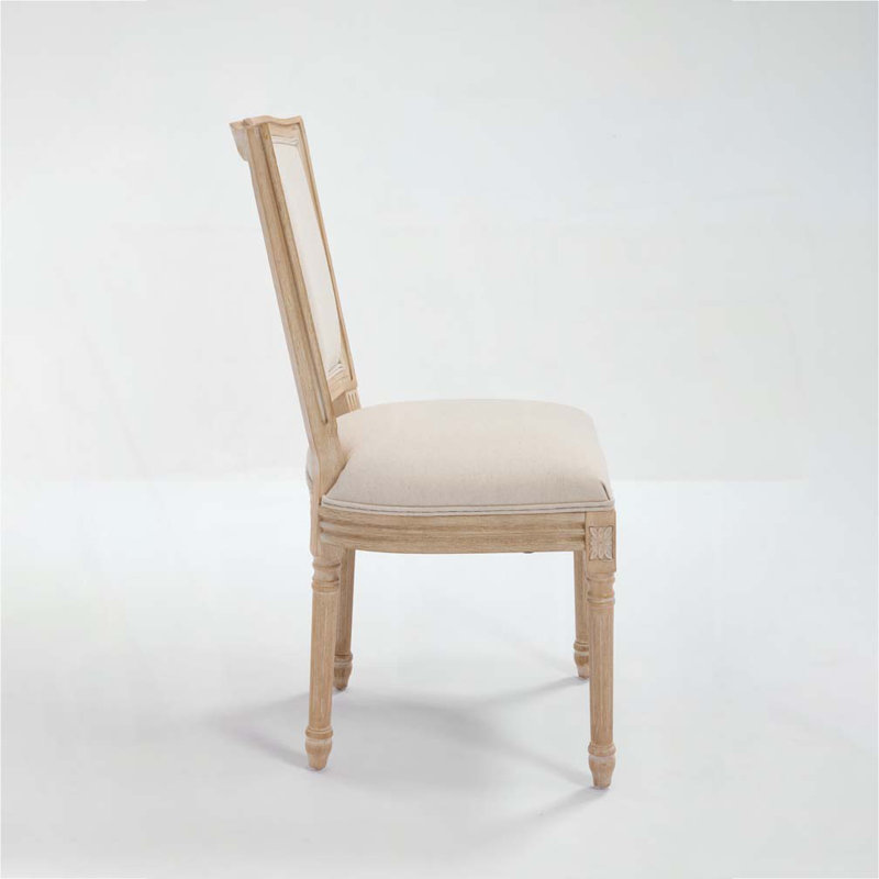 Chaise rembourrée avec pieds en bois