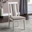 Ensemble de 2 chaises d'appoint rembourrées au fini blanc vieilli et gris chaud