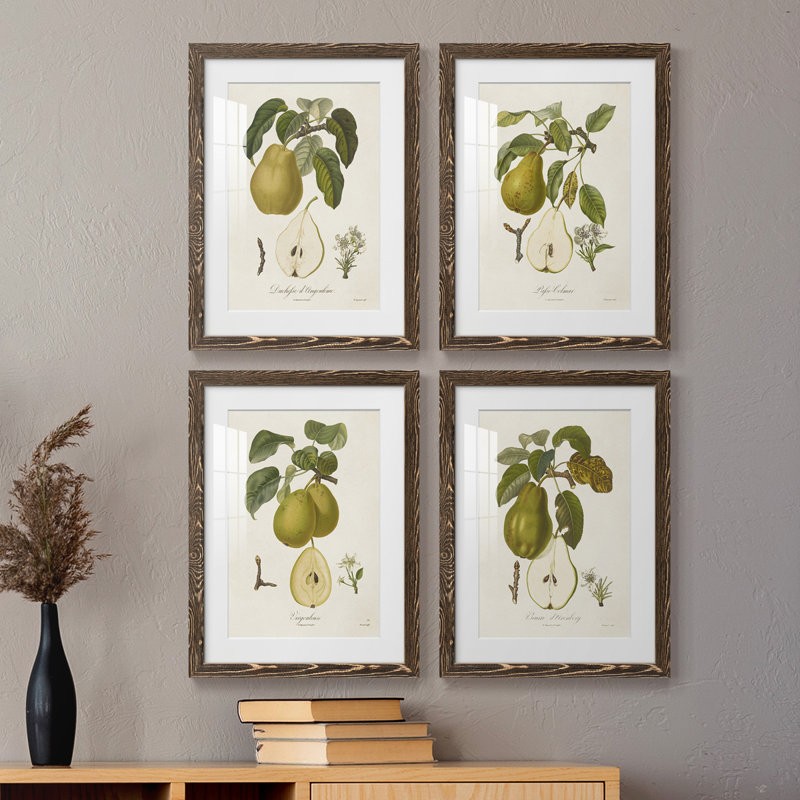 Vintage Pears I - ensemble de 4 reproductions de cadres photo, H 31,5 po x l 47 po x P 1,5 po, Noyer