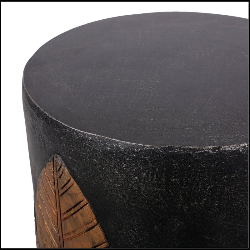 Table d'appoint d'extérieur en béton léger avec esthétique bohème et conception durable à deux tons, parfaite pour le décor et la fonctionnalité du patio.