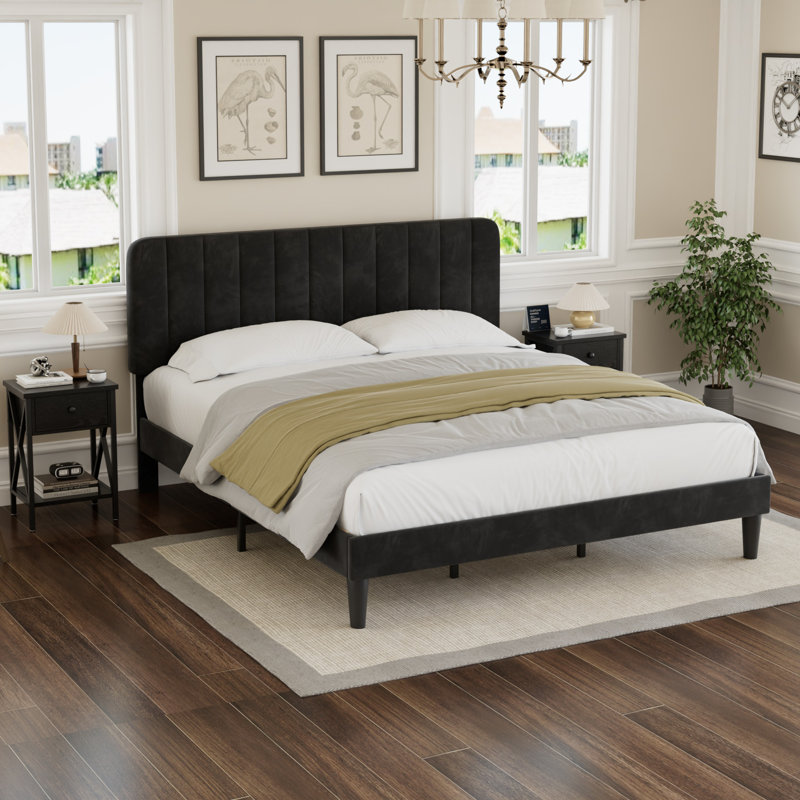 Ensemble de chambre à coucher noire 3 pièces avec lit plateforme tapissier et 2 tables de chevet, cadre de lit de tête de lit réglable avec lattes de bois et tables de chevet, ensemble de 3 meubles de chambre à coucher industriels pour chambre à coucher, appartement, Airbnb, location, chambre d'amis