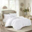 Housse de couette de style très grand / très grand avec broderie et attache de coin en microfibre 21 pour un look de chambre confortable