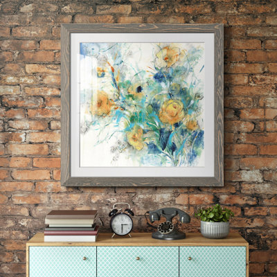 «Flower Study II», reproduction encadrée de qualité supérieure - prête à être accrochée
