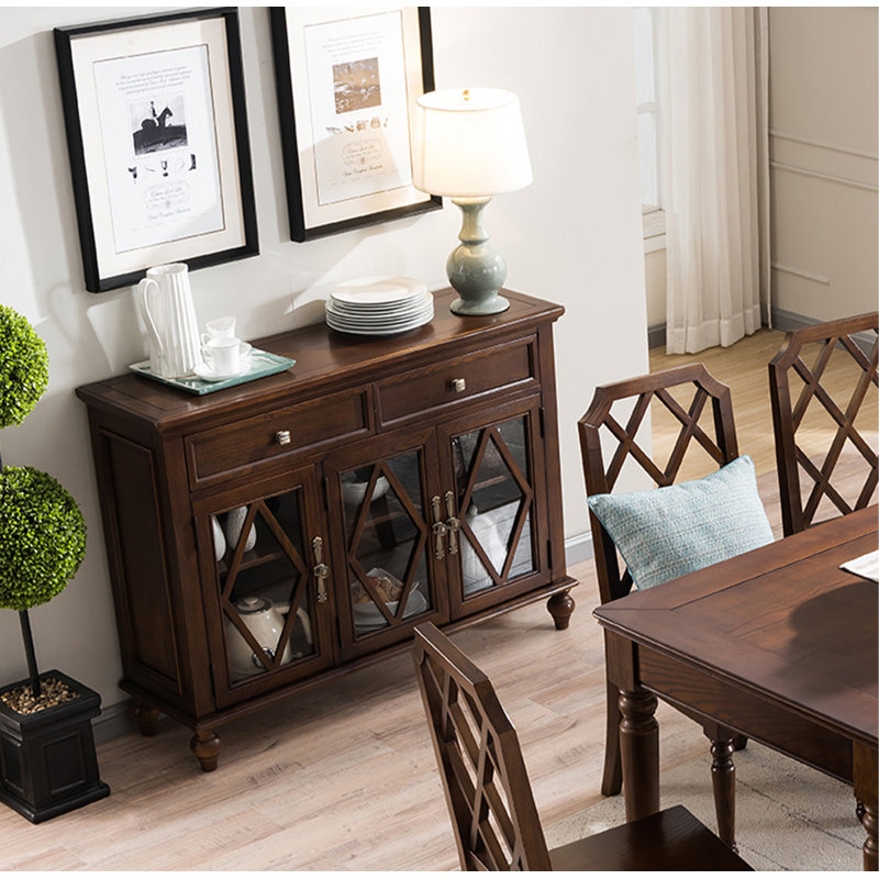 Buffet en bois massif de style américain, 35.8" H x 47.2" W x 14.2" D