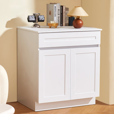 Armoire Shaker