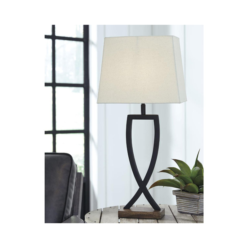 Kwong Table Lamp