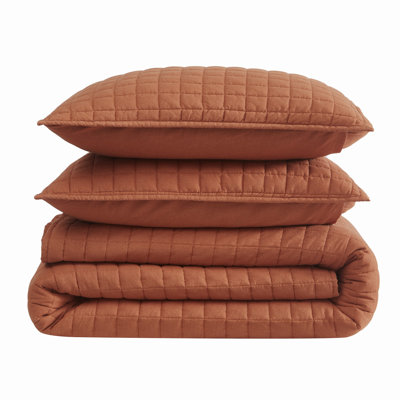 Nena Linen Quilt Set