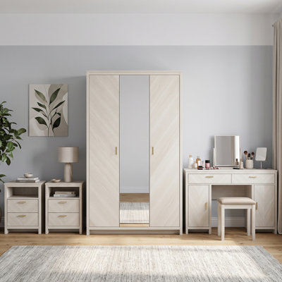 Bonny Harmony 4 Piece Bedroom Set
