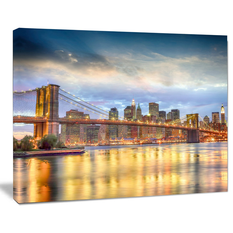 «Brooklyn Bridge with Night Illumination Cityscape», impression sur toile tendue, H 8 po x l 12 po x P 1 po