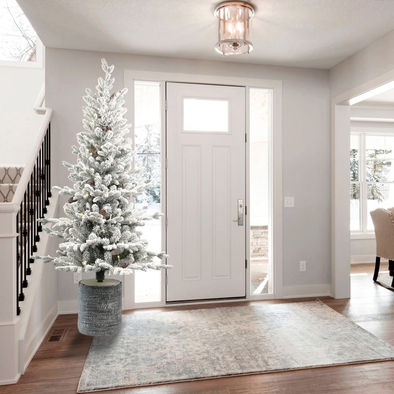 Arbre de Noël enneigé 365 avec 70 blanc chaud, base en pot et pin