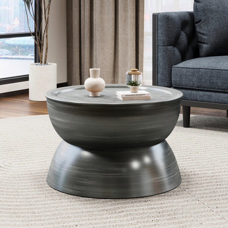 Élégante table basse en fer de conception - ajoute du charme à la maison élégante du salon Grace
