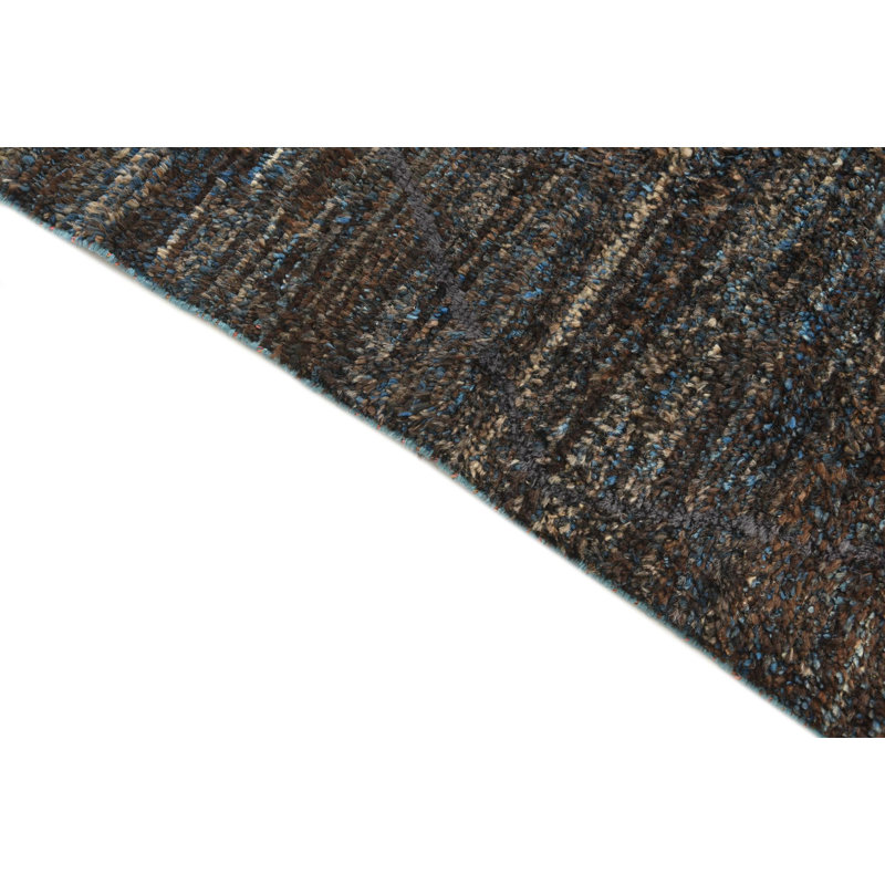 Tapis brun foncé Iraheta