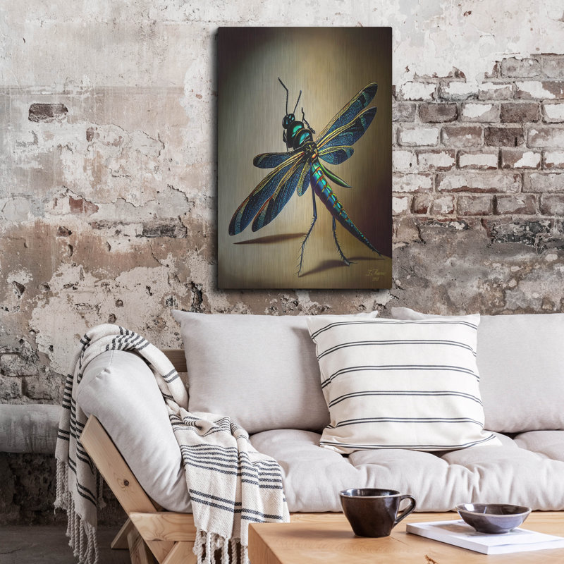 «Dragonfly» par Tanya Mavric sur métal, H 36 po x l 24 po