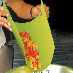 Chop Chop 4-Piece Plastic Cutting Board Set