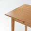 Bureau d'écriture en chêne massif de 31 po de largeur avec pieds effilés en angle et tiroir MCM -946816162-955681984