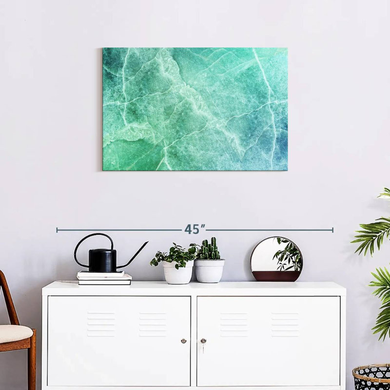 Avery Quartz Abstract