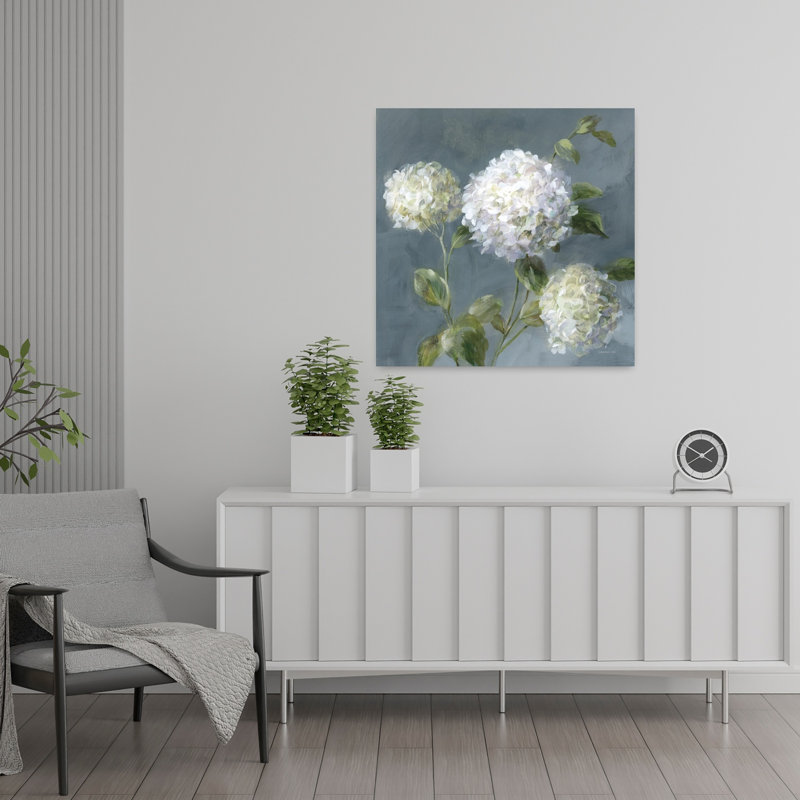 Simplicité estivale contemporaine avec art floral bleu, H 24 po x l 24 po