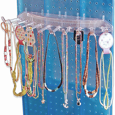 Collier à dix crochets pour panneau perforé ou à lattes. Dimensions totales: l 16 po x P 6,25 po, paquet de 4