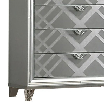 Commode à 5 tiroirs 38,37 po de largeur Dandridge Silver