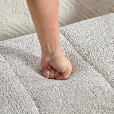 Banc de lit d'appoint capitonné de 162,5 cm de large avec coffre de rangement et couvercle rabattable, repose-pieds pouf en chenille avec accoudoirs, dossier et 2 coussins cylindriques, pieds en métal. Parfait pour le salon, le pied de lit, l'entrée ou la chambre. Gris clair.
