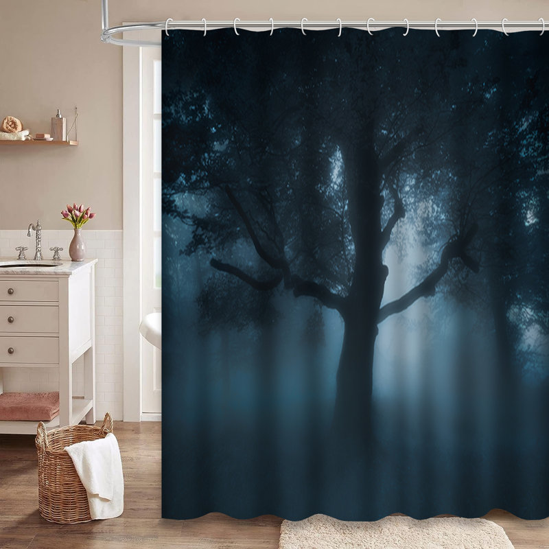 Rideau de douche Scary Creepy Dark Forest, L 72 po x l 72 po