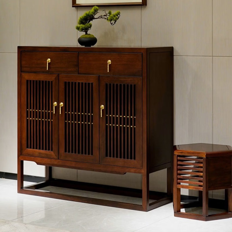 Classic and practical storage shoe cabinet