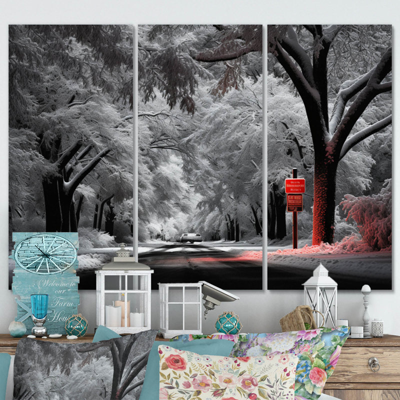 «Red and White Winter Silent Symphony II» sur toile, reproduction de 3 pièces, H 28 po x l 36 po x P 1 po