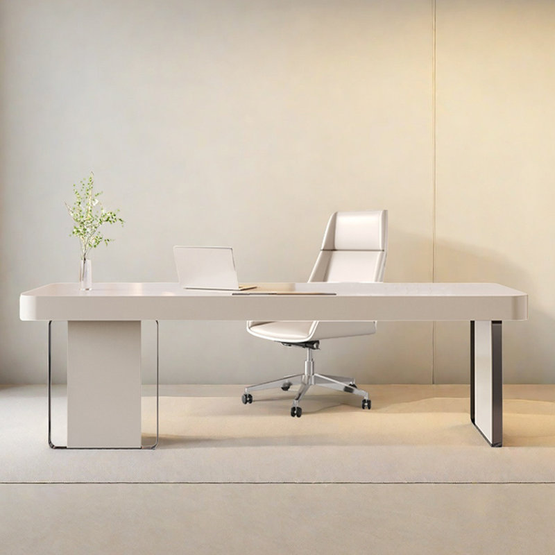 Bureau et bureau d'étude de couleur crème, H 29,53 po x l 82,68 po x P 33,46 po