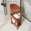 Tabouret de douche de coin 18,3 po avec rangement, banc de douche en teck et repose-pieds pour le rasage, siège de salle de bain compact