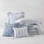 Ensemble de literie confortable en polyester pour grand lit, style chambre à coucher moderne