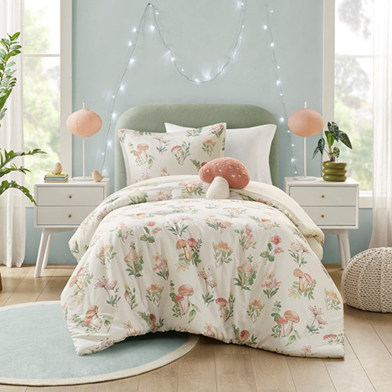 Full/Queen Mushroom Garden Comforter Set