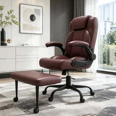 Chaise de bureau ergonomique à pieds croisés avec siège large et repose-pieds