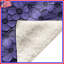 Couvertures mauves à motif floral-127457531