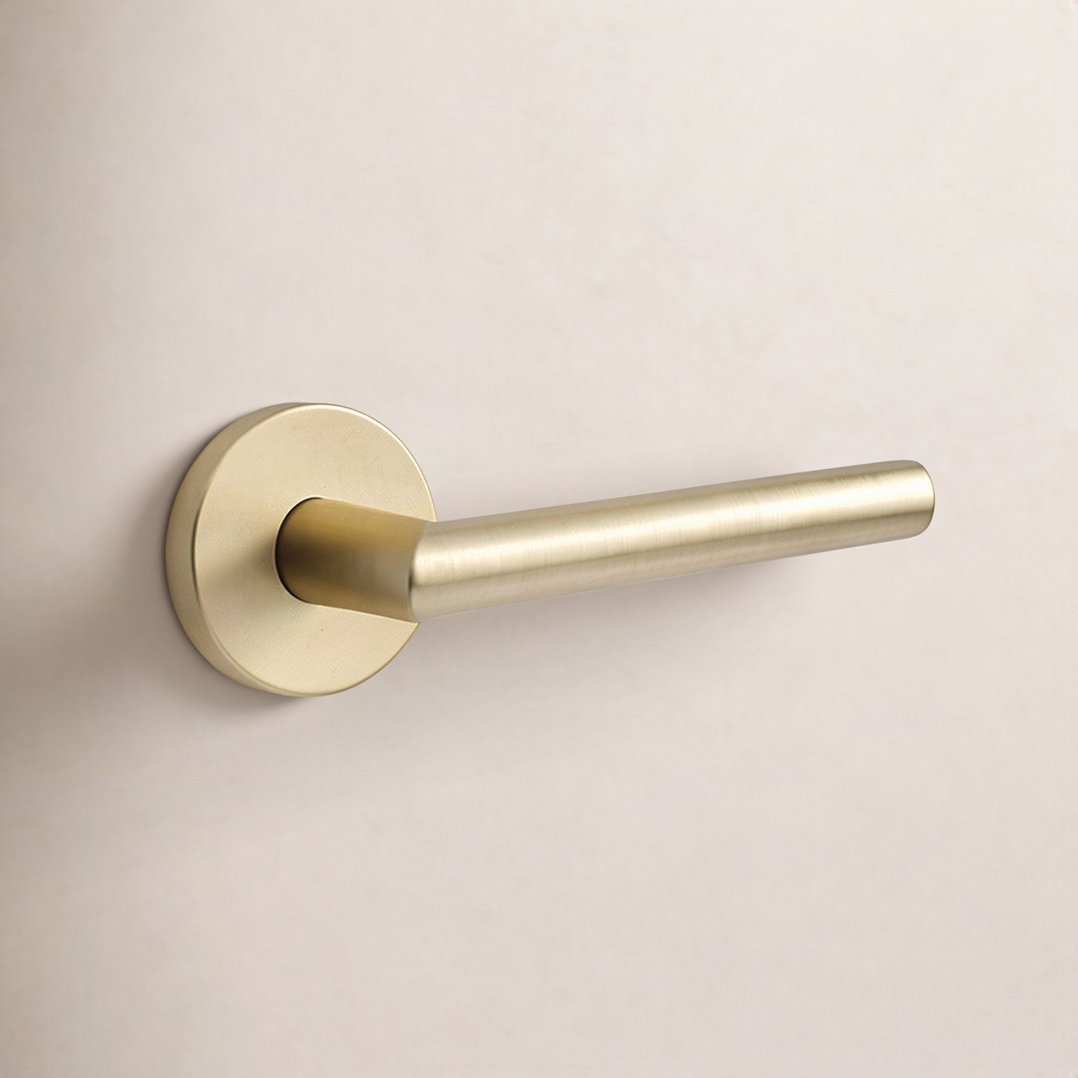 Stuttgart Passage Door Lever, Right, Satin Brass