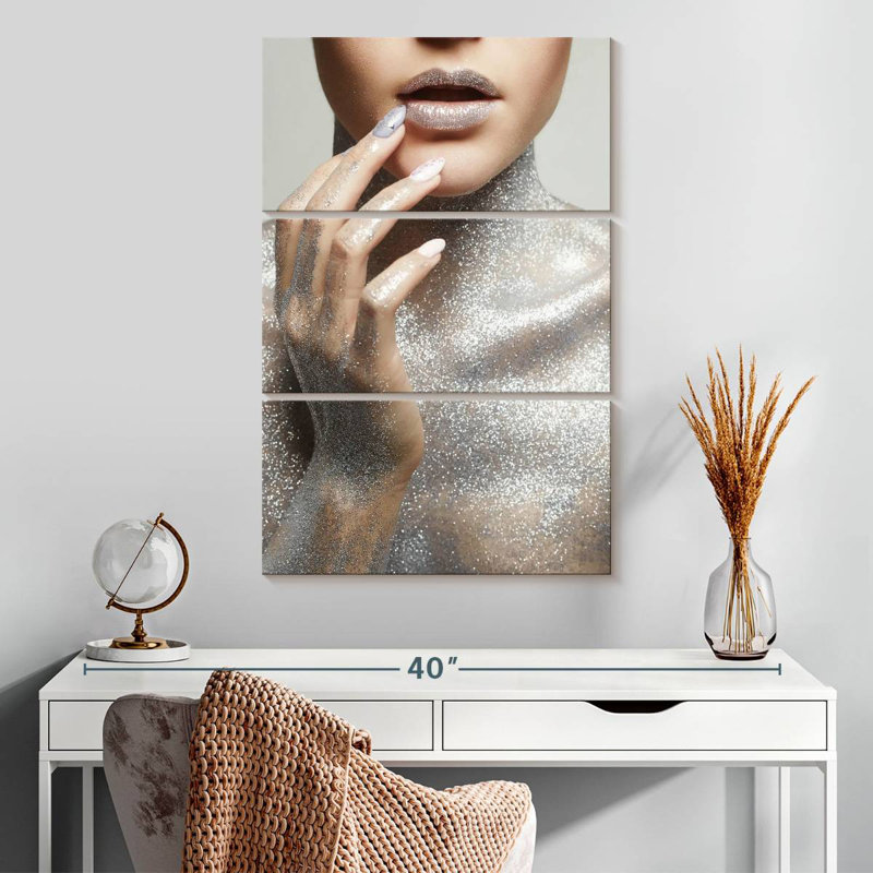 Shuttleworth Silver Glitter Chic, 32" H x 20" W