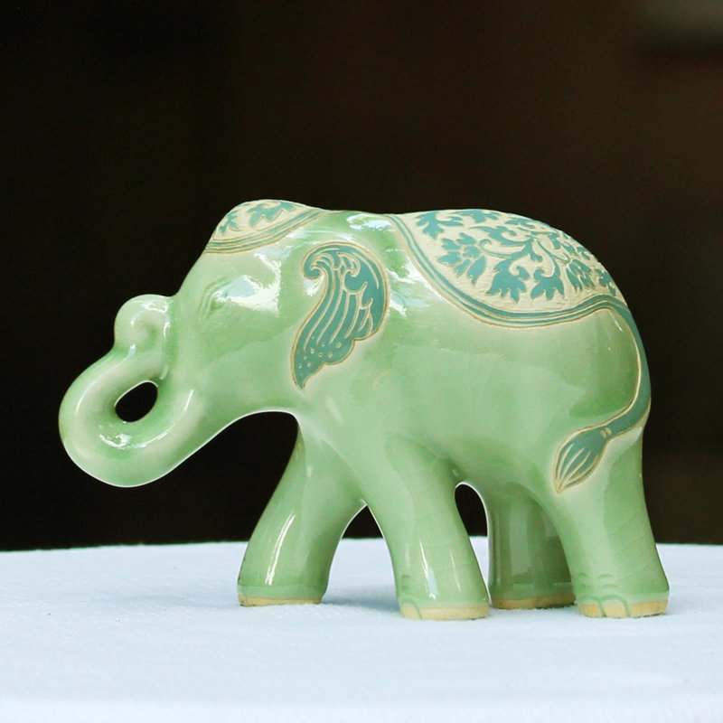 Prestigious Elephant sculpture, Green