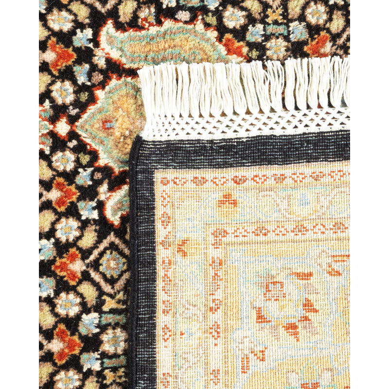 Classic One-of-a-Kind 4' 7" X 7' 4" Hand Knotted Area Rug