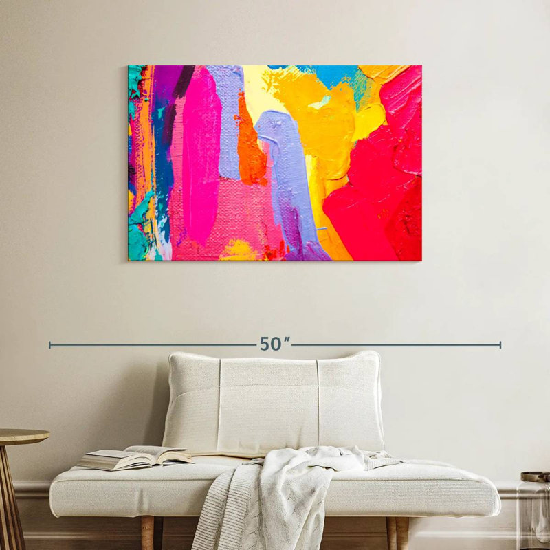 Giant Avery, 26" H x 39" W