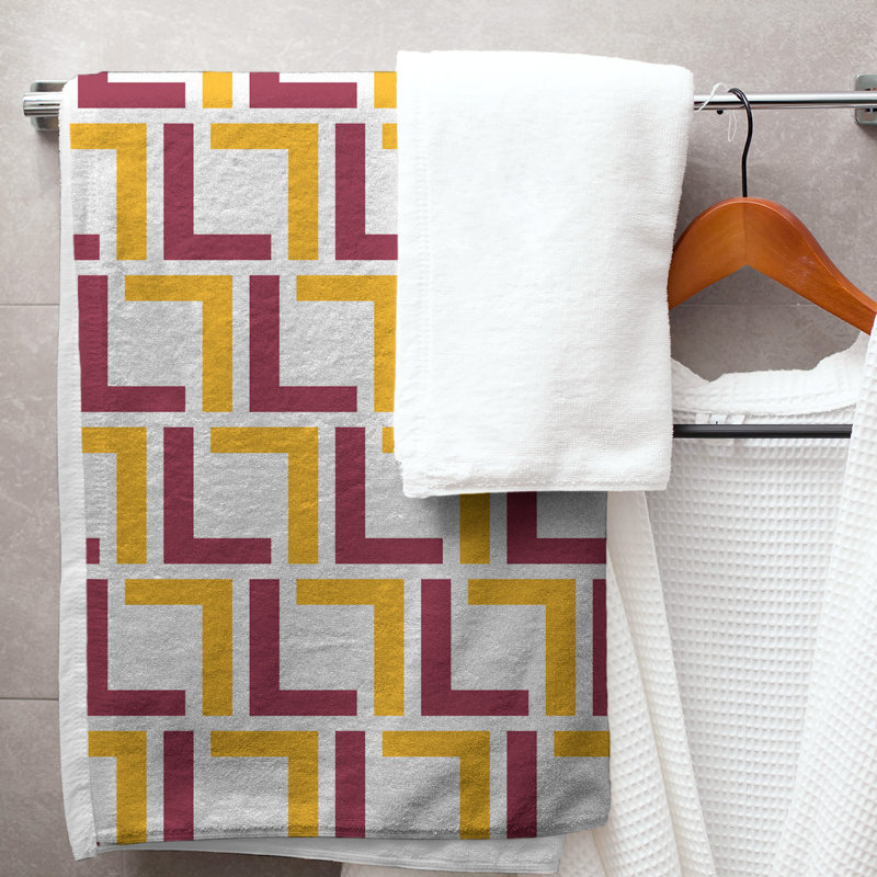 Bath Towel, White/Red/Yellow