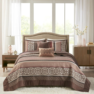 5 Piece Bedspread In Red For King - Stunning Geometric Leaf & Medallion , 100% , Solid Color Reverse Extra Luxury, Includes Bedspread, Shams, Decorative Pillows, Easy To Care Bedding Design, Enhanced