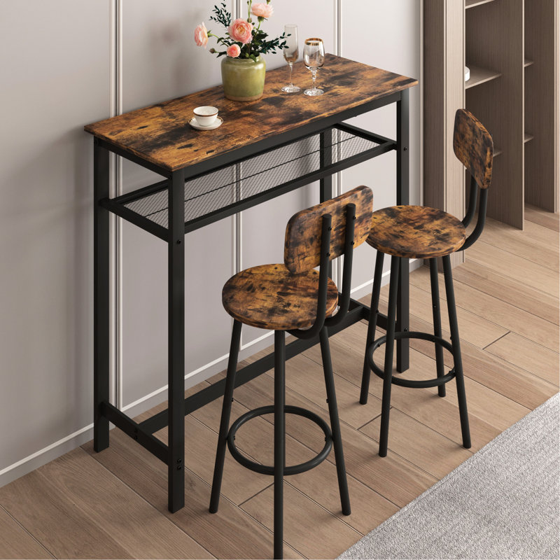 Ensemble de table à hauteur de comptoir rustique brun et 2 tabourets. Fabriqué en fer résistant. Assure une fabrication stable. Couvre-pieds antidérapants. Tabourets pliables pour plus d'espace. Élégant grain de bois en métal