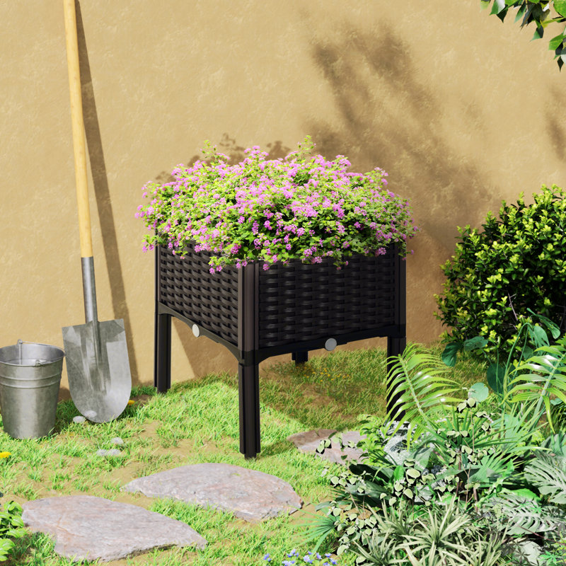 Stasja Elevated Planter